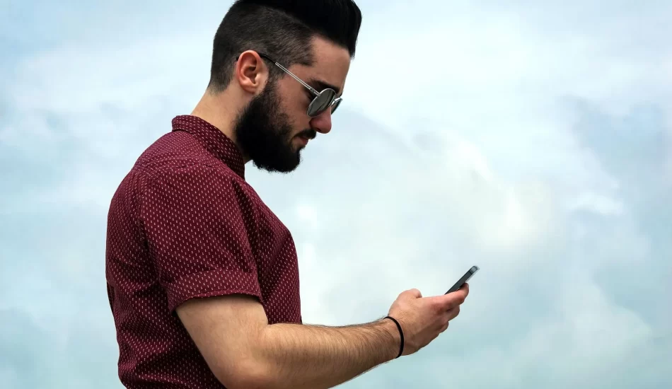 4 Ways Cell Phones Can Impact Personal Injury Cases