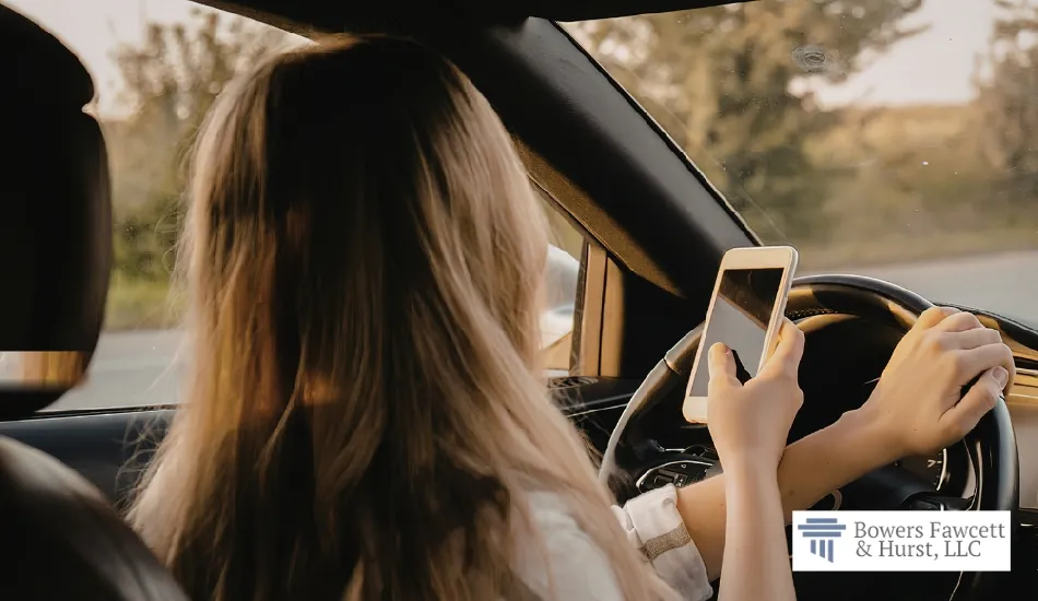 Monaca Distracted Driving Accident Lawyer-image